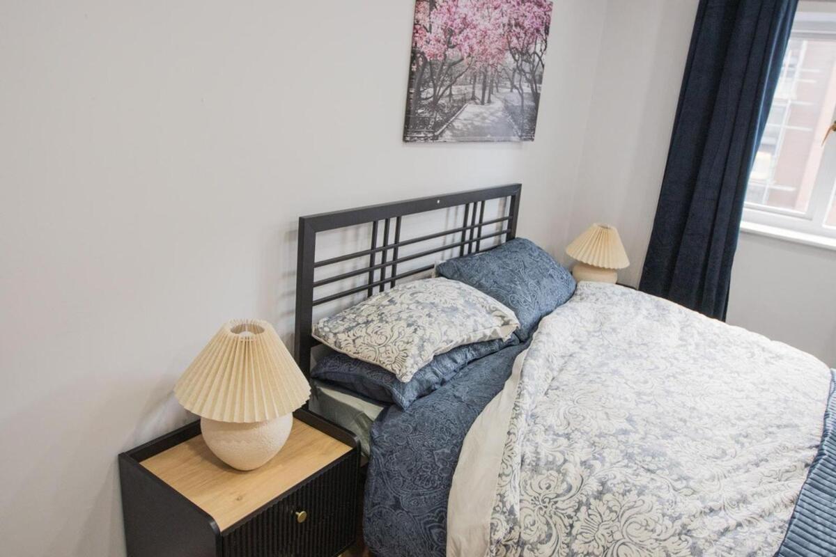 Sienna Haven 2 Bed 1 Bath - Netflix - Free Parking Birmingham